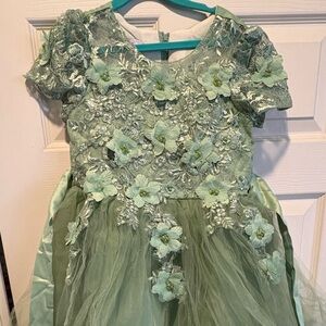 Elegant Green Floral Kids Formal Dress